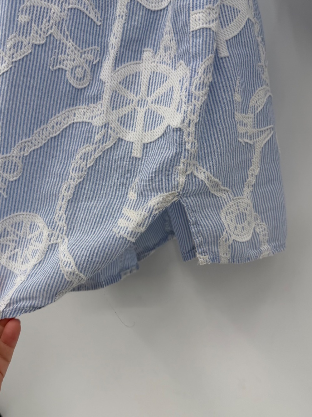 Democracy Top Women 1X Blue White V Neck Ruffles 3/4 Sleeve Boho Peasant Coastal - Picture 5 of 13